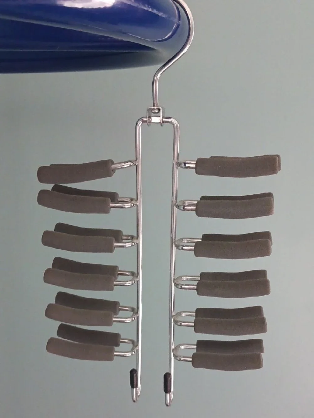 Foam Padded Tie Scarf Hanger